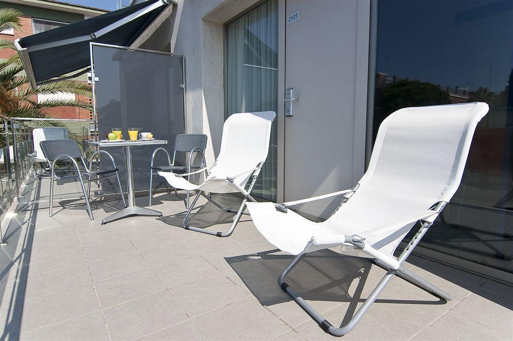 Apartamentos Castellmar Castelldefels Exterior foto