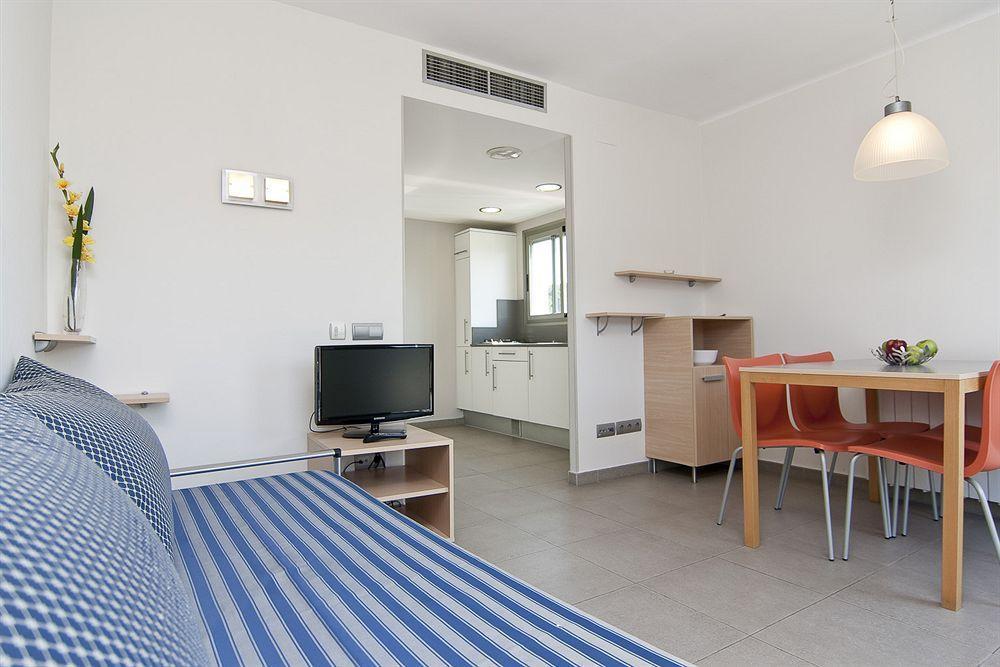 Apartamentos Castellmar Castelldefels Exterior foto